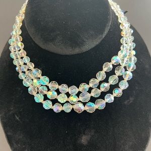 Beautiful round shape brilliant crystal size 12 inches necklace.
